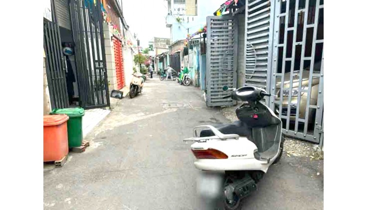 Ngộp Bank Bán Nhà 2 Tầng Hẻm Xe Hơi 80m2_4*20 Chỉ Nhỉnh 4 Tỷ Gần Tô Ngọc Vân Tam Bình Thủ Đức Lời Ngay Khi Mua